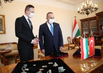 2015’te Macaristan’da Ele Geçirilen Anadolu Kökenli Tarihi Eserleri Teslim Aldık