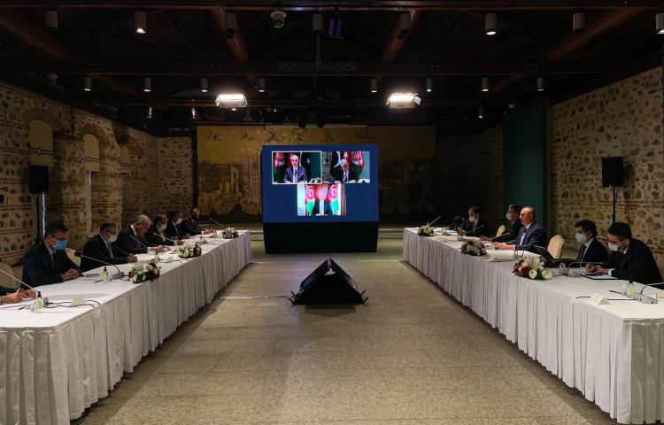 Afganistan Ortak Bildirisini Afgan ve Pakistanlı Dışişleri Bakanları ile Kabul Ettik.