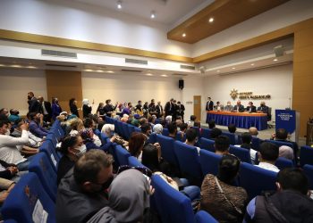 İzmir İl Teşkilatımızdayız