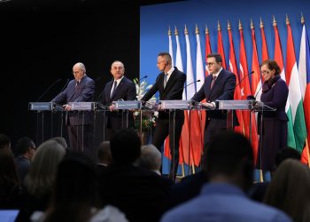 Vişegrad Dörtlüsü Dışişleri Bakanları ile Görüşmemiz