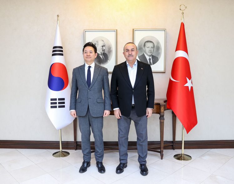 Güney Kore Cumhurbaşkanı Özel Temsilcisi Jang Sung Min’nin deprem yardımı ve Ziyareti